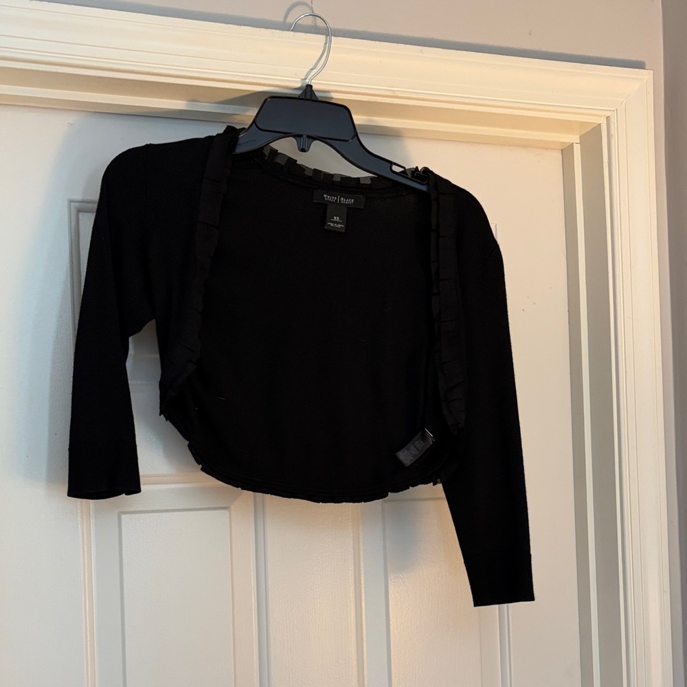 White House Black Market Shrug